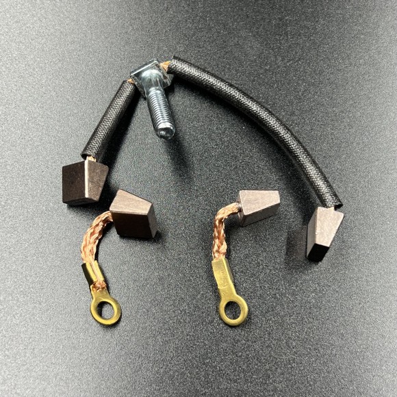 Щеточный узел Yamaha 40X (в сборе) (PREMARINE) Щеточный узел Yamaha 40X (в сборе) (PREMARINE)