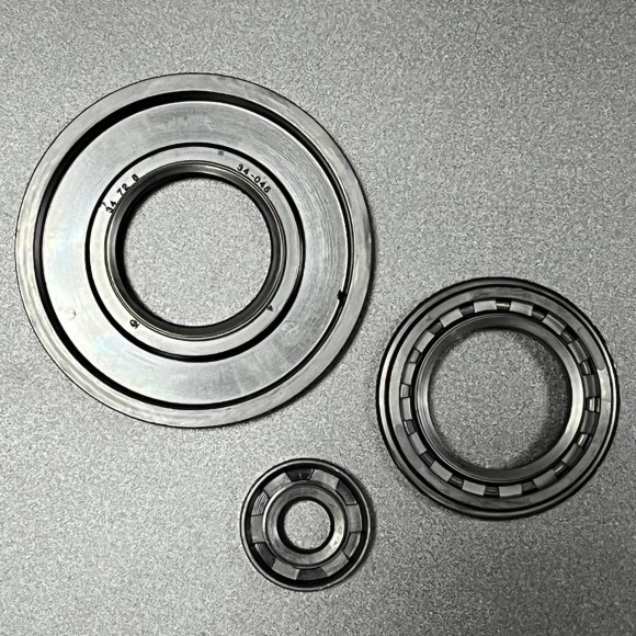 Сальники коленвала (комплект) Yamaha Viper, Venture 700 (KINETIX)