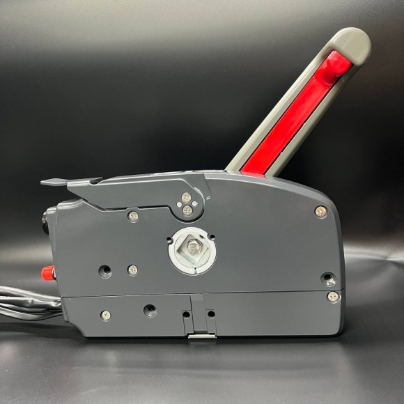 Дистанционное управление Yamaha 703 New (С кнопкой гидроподъема) (Толкающая) (10Pin) (PWB) Дистанционное управление Yamaha 703 New (С кнопкой гидроподъема) (Толкающая) (10Pin) (PWB)