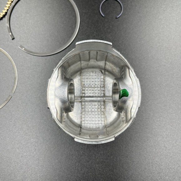 Поршневой комплект Suzuki DF4-6 (+0.5мм) (KACAWA)