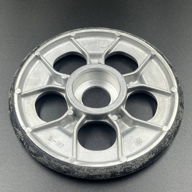 Ролик трака Yamaha BR250; VK540; VK10 (8K2-47530-00; 81K-47530-00) (Yamaha)