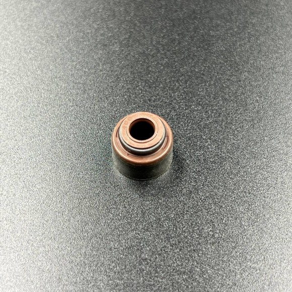 Маслосъемный колпачок Yamaha F75-115 (Впуск) (Yamaha)