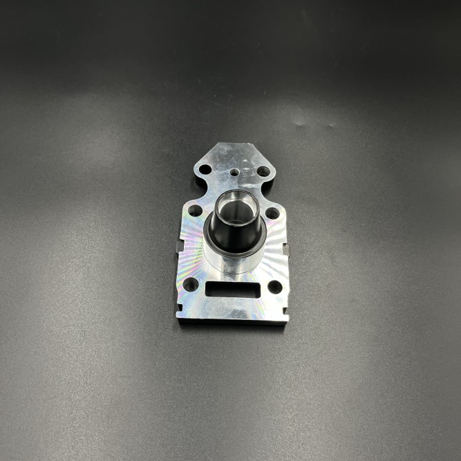 Основание помпы охлаждения Yamaha 9.9-15, F9.9-15 (PREMARINE2)