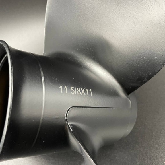 Гребной винт Mercury 25-70 (3x11-5/8x11) Гребной винт Mercury 25-70 (3x11-5/8x11)