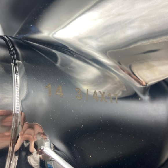 Гребной винт правого вращения VOLVO Sx Saltist AMMA (3x14 3/4x17) (Сталь) (Polastorm)