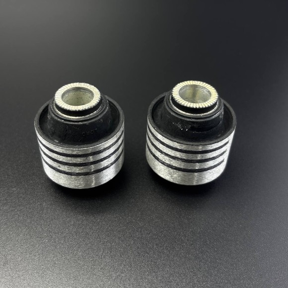 Комплект опор двигателя (опоры резинометаллические, шайбы стальные и пластиковые) MOUNT KIT (Quicksi