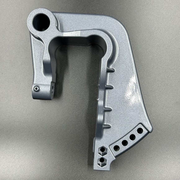 Струбцина подвески левая Yamaha 9.9-15 (63V-43111-07-8D) (Yamaha) Струбцина подвески левая Yamaha 9.9-15 (63V-43111-07-8D) (Yamaha)