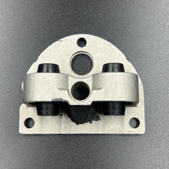 Демпфер опорный резиновый Yamaha 9.9-15 (Верхний) (YUELANG) Демпфер опорный резиновый Yamaha 9.9-15 (Верхний) (YUELANG)