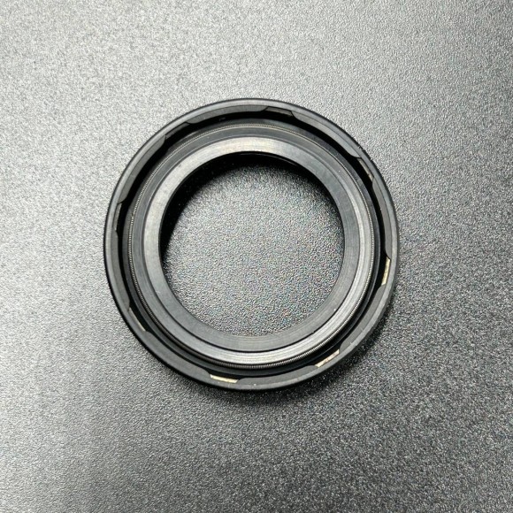 Сальники гребного вала 853807+853808 Volvo Penta DP (Kacawa)