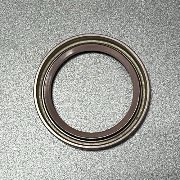 Сальник КПП снегохода Yamaha Venture,Nytro,VK10 (03-110-04) (YAMAHA)