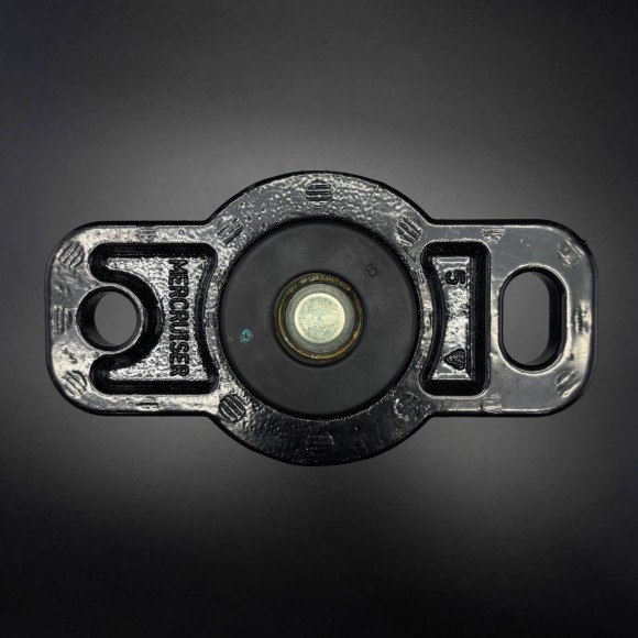 Опора двигателя резинометаллическая Mercruiser(QS)