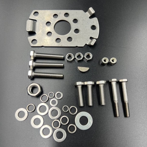 Рулевой комплект (редуктор T73(невозвратный)  / трос M66-13FT / рулевое колесо) 13Ft (PWB)