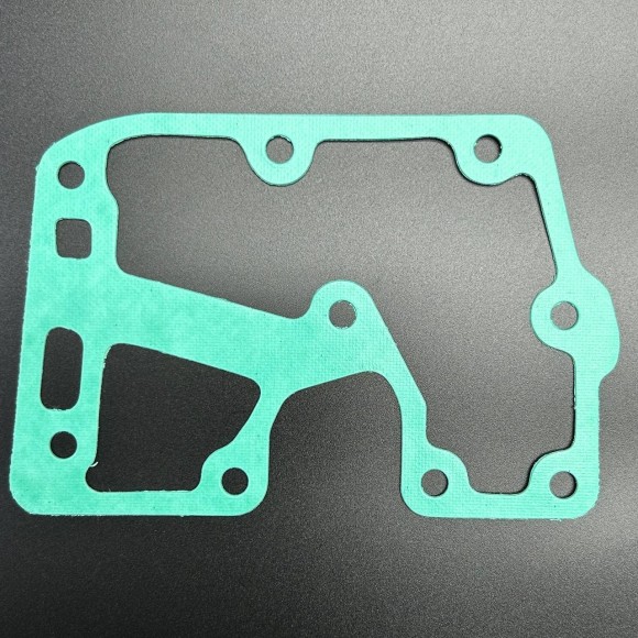 Прокладка паронитовая GASKET (892157) (Quicksilver) Прокладка паронитовая GASKET (892157) (Quicksilver)