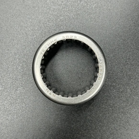 Подшипник игольчатый Suzuki DF150-175 DF150A-300 (30x40x25) (Suzuki) Подшипник игольчатый Suzuki DF150-175 DF150A-300 (30x40x25) (Suzuki)