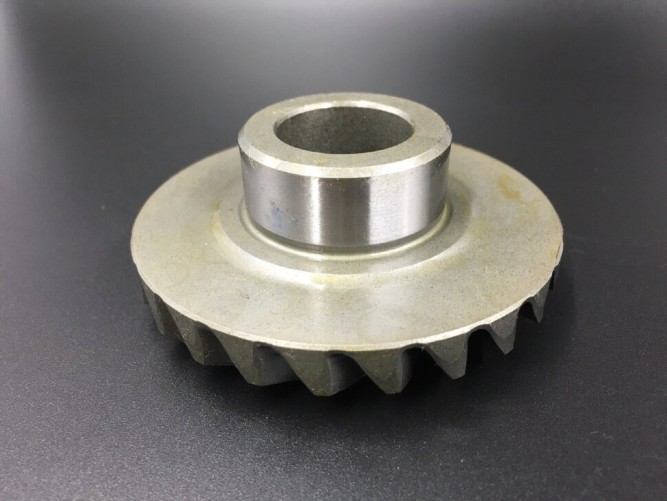 Шестерня заднего хода Yamaha 40-50 (6H4-45570-00;6H4-45571-00;6H4-45571-01) (Yamaha)