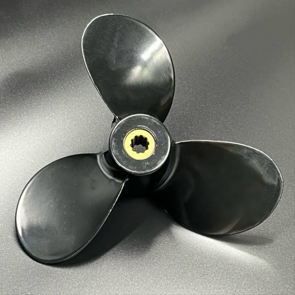 Гребной винт Suzuki DF4-DF6, DF4A-DF6A (3x7-1/2x6) (Polastorm)