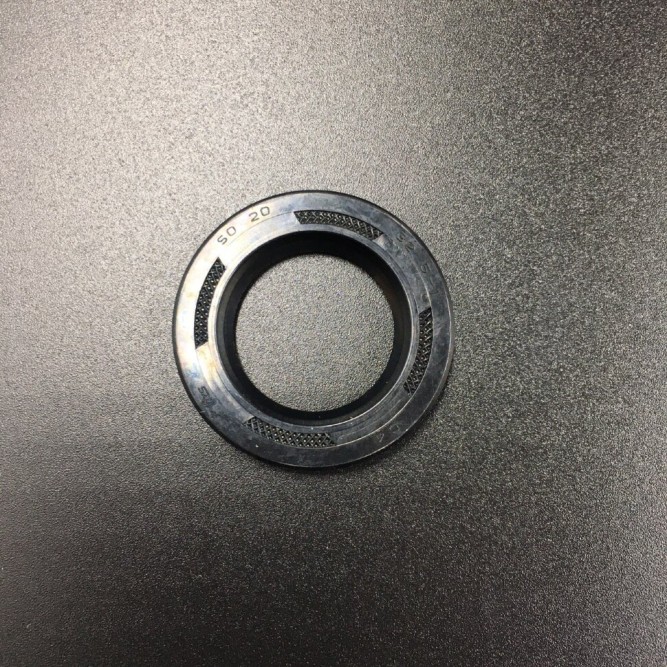 Сальник коленвала Yamaha 93104-20M02