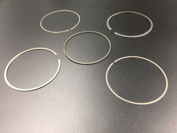 Кольца поршневые, комплект на один поршень Suzuki DF90-140 (STD) (Suzuki)