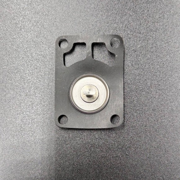 Диафрагма (мембрана) топливного насоса Tohatsu MFS4-9.8  (Omax)