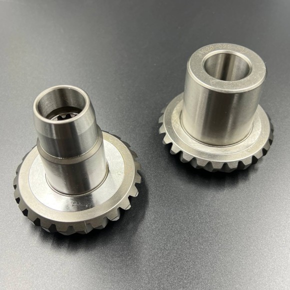 Шестерни  верхнего редуктора Mercruiser Alpha One (1.65-1.62 редукция) (Osaka)