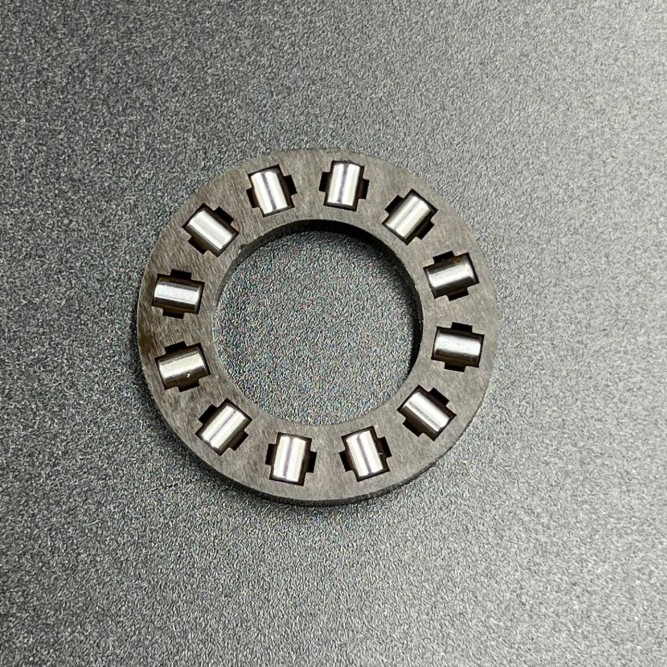 Подшипник роликовый Suzuki DT9.9-15, DF9.9-15, DF8-20(A) (20x35x4.5) (Kacawa)