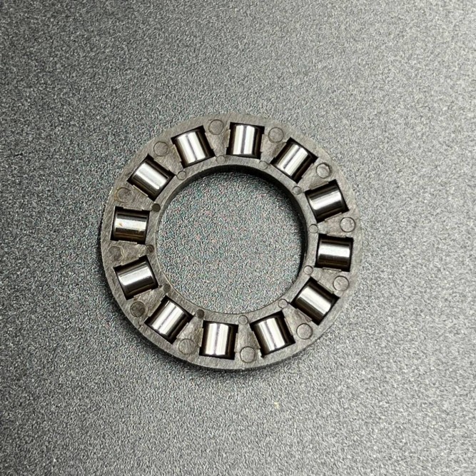 Подшипник роликовый Suzuki DT9.9-15, DF9.9-15, DF8-20(A) (20x35x4.5) (Kacawa)