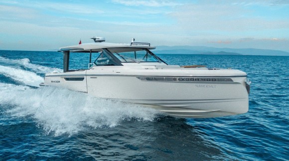 Катер Saxdor 400 GTO с моторами 2х400 Катер Saxdor 400 GTO с моторами 2х400