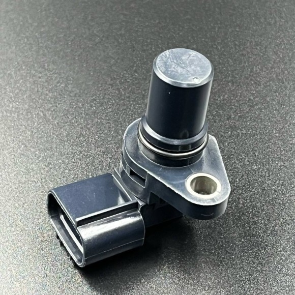 Датчик положения распредвала Suzuki DF 40-50, DF90-140 (PREMARINE) Датчик положения распредвала Suzuki DF 40-50, DF90-140 (PREMARINE)