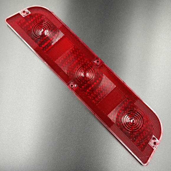 Плафон заднего фонаря Polaris (5430423) (KINETIX) Плафон заднего фонаря Polaris (5430423) (KINETIX)