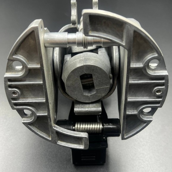 Редуктор рулевой регулируемый (T83+X52)(невозвратный) (PWB)