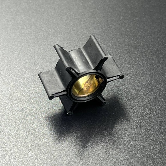 Крыльчатка помпы охлаждения Mercury 6-9,8 (Omax) Крыльчатка помпы охлаждения Mercury 6-9,8 (Omax)