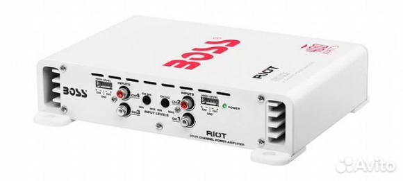 Морской усилитель BOSS MR1004, (4 канала, 400W) Морской усилитель BOSS MR1004, (4 канала, 400W)