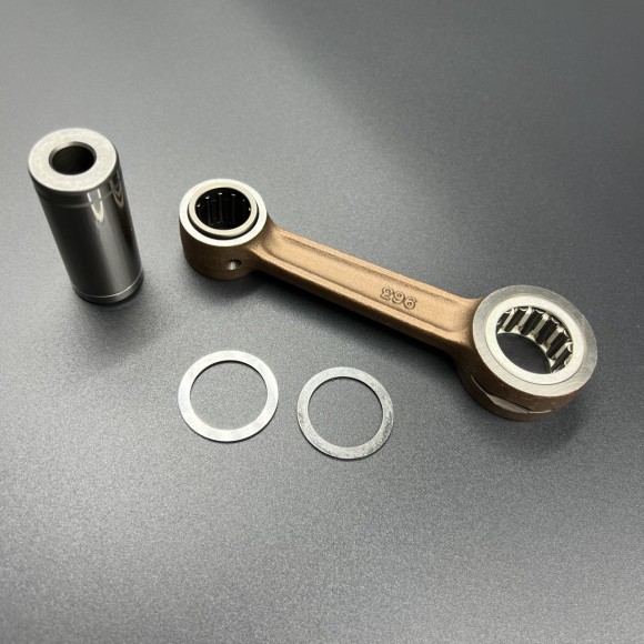 Шатунный комплект Suzuki DT20-30 (12161-96300-KIT) (KACAWA)