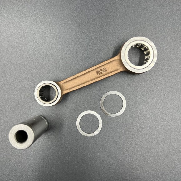 Шатунный комплект Suzuki DT20-30 (12161-96300-KIT) (KACAWA)