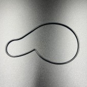 Прокладка (резиновое уплотнение) крышки помпы охлаждения Yamaha VK10 (Yamaha) Прокладка (резиновое уплотнение) крышки помпы охлаждения Yamaha VK10 (Yamaha)