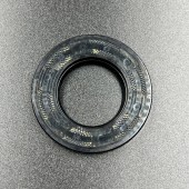 Сальник гребного вала Suzuki DT 75-140, DF60-140 (09282-28002) (28x50x6) (Suzuki) Сальник гребного вала Suzuki DT 75-140, DF60-140 (09282-28002) (28x50x6) (Suzuki)