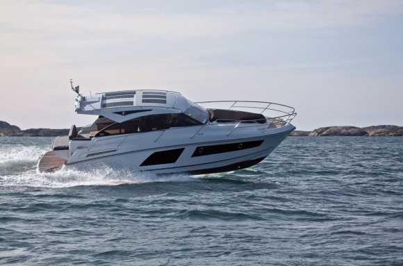 Катер Grandezza 34 OC