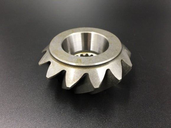 Шестерня вертикального вала (Пиньон) Yamaha 75-90 (688-45551-00) (Yamaha)