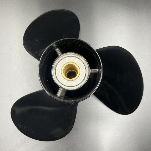 Гребной винт правого вращения VOLVO Sx Soltiga3 (3x15 1/4x23) (Polastorm)