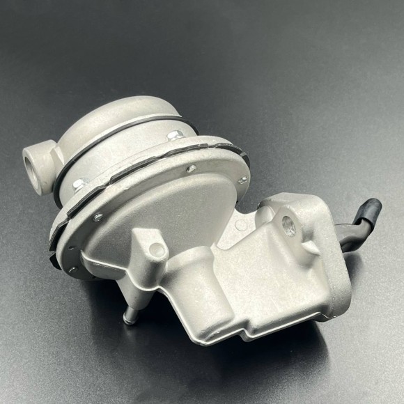 Топливный насос механический 7.4L, 8.2L (18-8860)  (JSP)