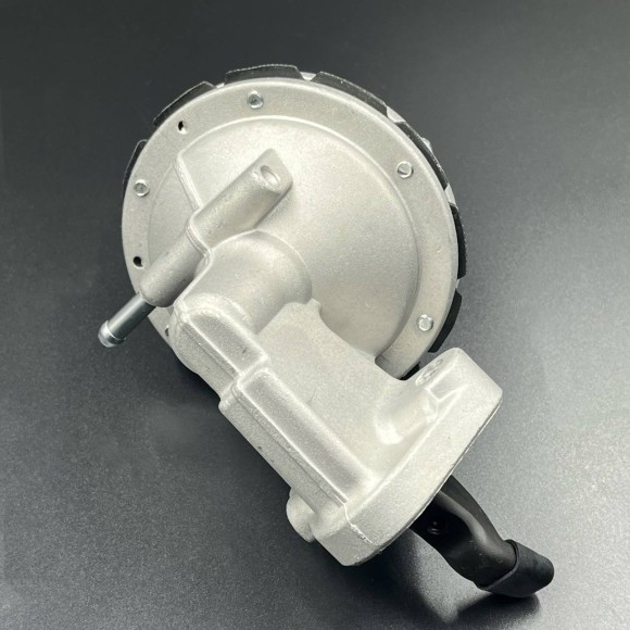 Топливный насос механический 7.4L, 8.2L (18-8860)  (JSP)