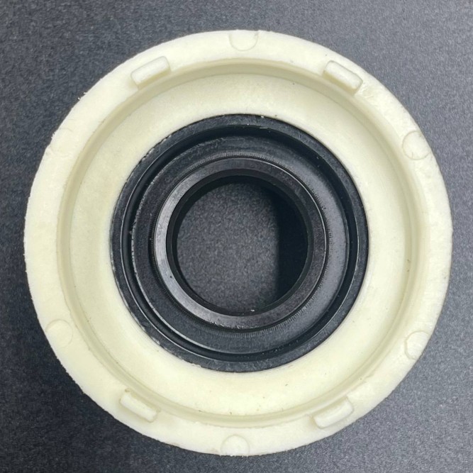 Корпус сальников Mercury F75-115 (Omax)