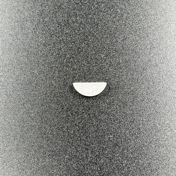 Шпонка коленвала Yamaha 2-8, F2-60 (Yamaha) Шпонка коленвала Yamaha 2-8, F2-60 (Yamaha)