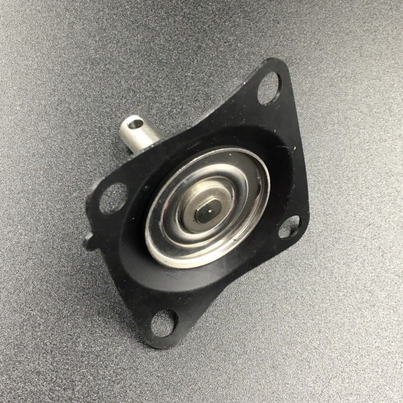 Мембрана топливного насоса Yamaha F20-70 (PREMARINE) Мембрана топливного насоса Yamaha F20-70 (PREMARINE)