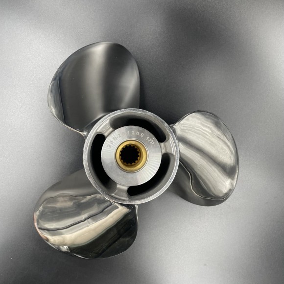 Гребной винт Yamaha 60-140, F70-F130 Stella (3x13 1/4x17) (Сталь) (Polastorm)