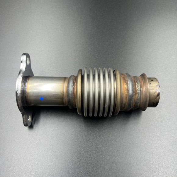 Патрубок выхлопа (металл) Yamaha VK10 (Yamaha) Патрубок выхлопа (металл) Yamaha VK10 (Yamaha)