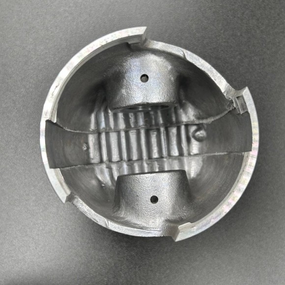 Поршневой комплект Suzuki DT 25-30 (12100-96353-STD) (STD) (Sinera) Поршневой комплект Suzuki DT 25-30 (12100-96353-STD) (STD) (Sinera)