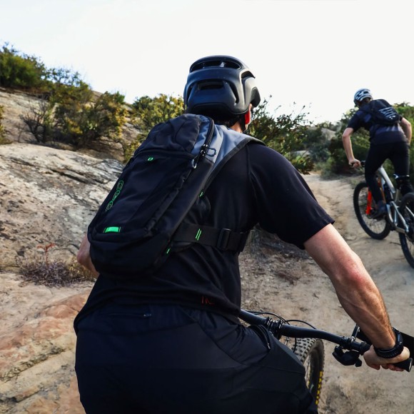 Рюкзак Ogio ATLAS 3L с гидратором Black Рюкзак Ogio ATLAS 3L с гидратором Black