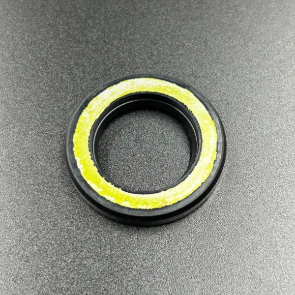 Сальник редуктора Yamaha 93101-23070