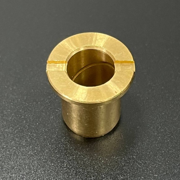 Втулка торсионного вала медная (низ) Yamaha E8D (Omax)